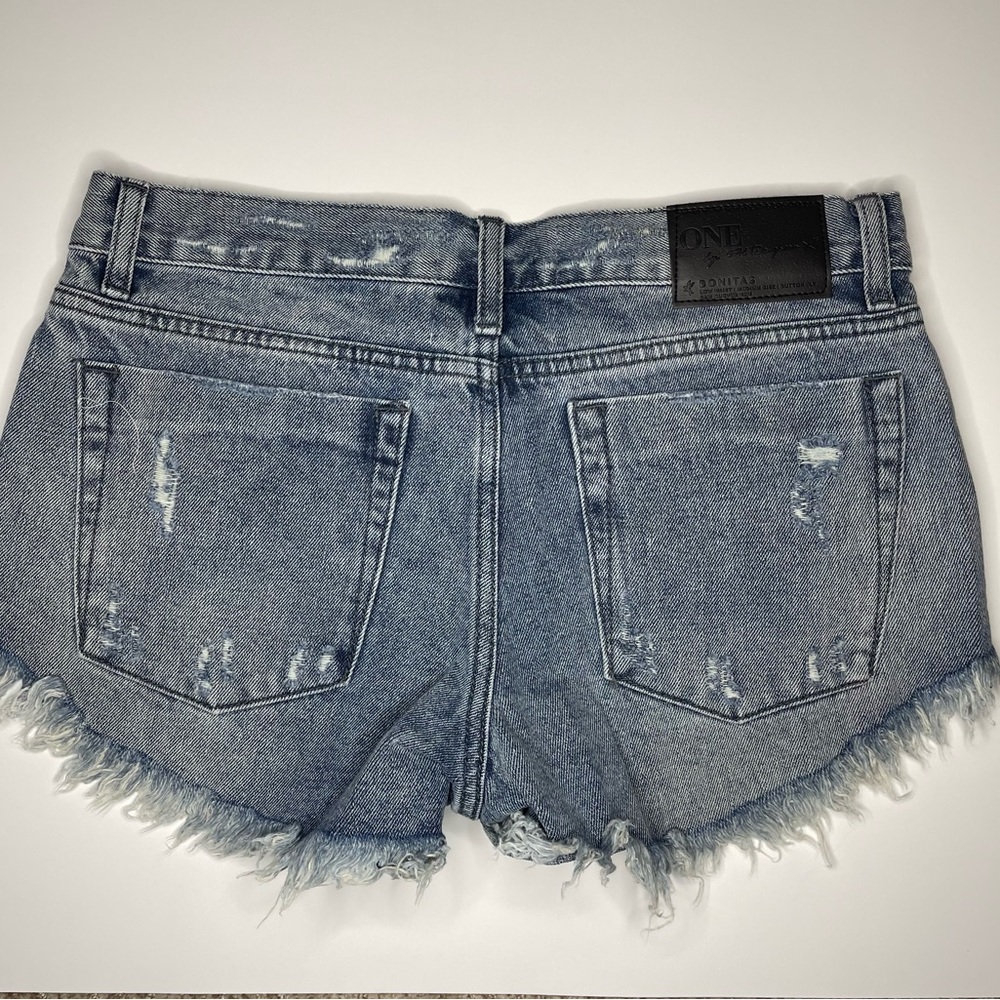 One teaspoon Revolve Rocky Bonitas Low Waist Cotton Raw Hem Denim Jean Shorts 26 - Picture 3 of 9